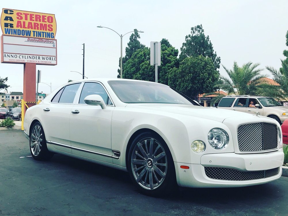 White Bentley Mulsanne after exterior wash